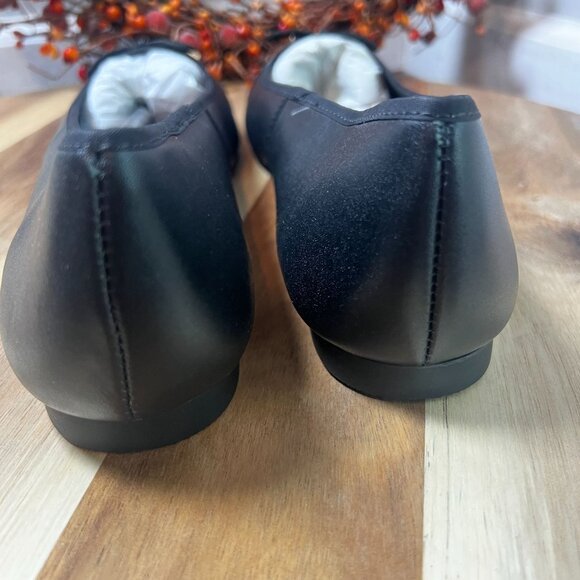 Steve Madden Celsius Solid Flat Women's 10 Black Slip On Closure Bow Detail - Picture 7 of 11